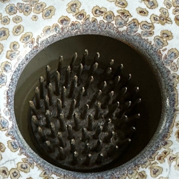 Ikebana Japanese Floral Arrangement Pottery Vase w Flower Frog Coyote Roadhouse - Picture 6 of 9